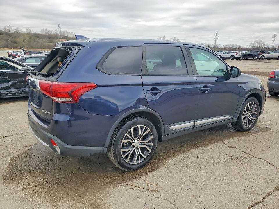 49419656 :رقم المزاد ، JA4AD2A33JJ003557 vin ، 2018 Mitsubishi Outlander مزاد بيع