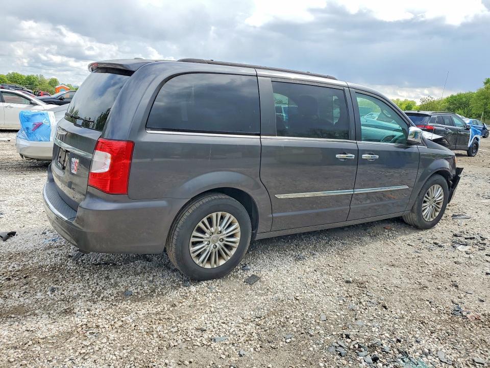 50388376 :رقم المزاد ، 2C4RC1CG4FR754739 vin ، 2015 Chrysler Town & Country مزاد بيع
