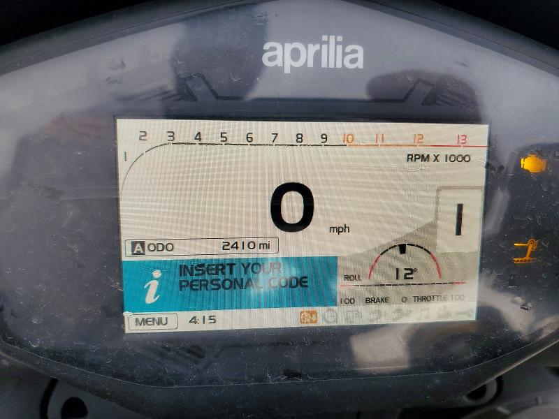 48161316 :رقم المزاد ، ZD4KGU009HS000028 vin ، 2017 Aprilia Tuono مزاد بيع