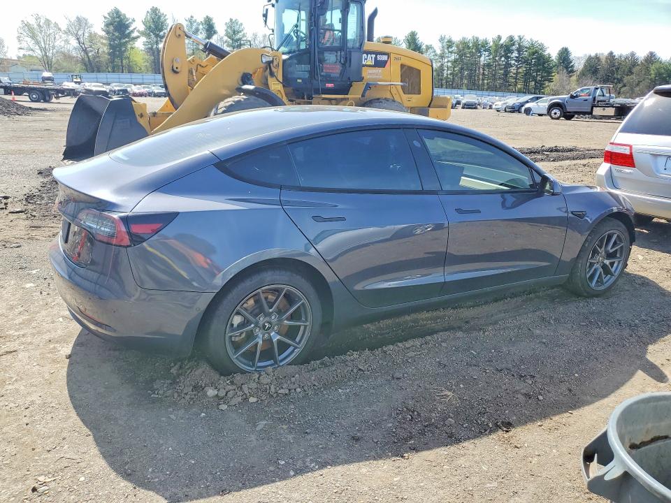 49295036 :رقم المزاد ، 5YJ3E1EA5MF092784 vin ، 2021 Tesla Model 3 مزاد بيع