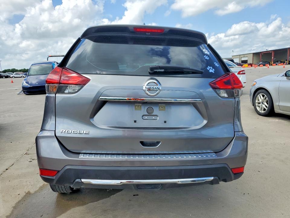 Продажа на аукционе авто 2018 Nissan Rogue, vin: KNMAT2MT6JP611378, номер лота: 49765586