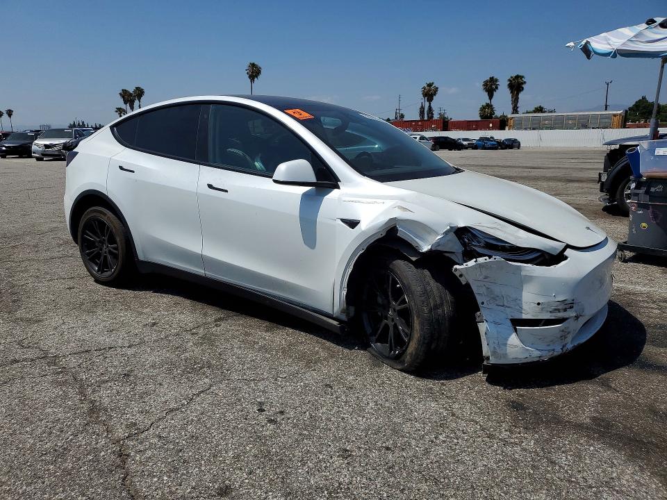 Продажа на аукционе авто 2020 Tesla Model Y, vin: 5YJYGDEE8LF052833, номер лота: 51879016