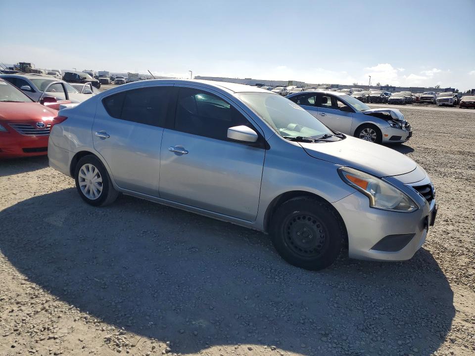48274826 :رقم المزاد ، 3N1CN7AP2HK424290 vin ، 2017 Nissan Versa مزاد بيع