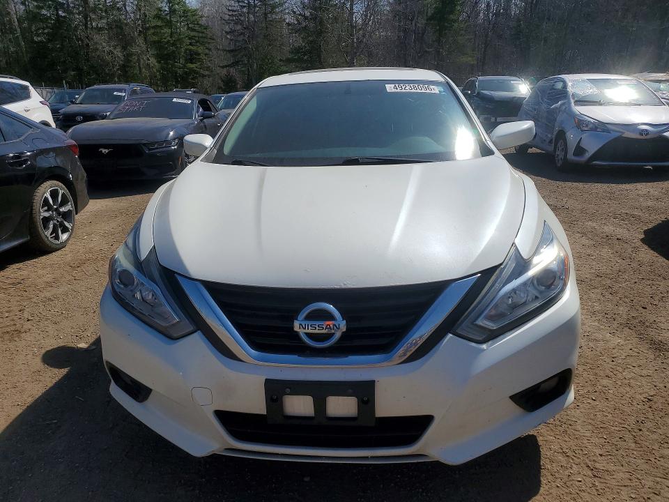2017 Nissan Altima მანქანა იყიდება აუქციონზე, vin: 1N4AL3AP5HC287117, აუქციონის ნომერი: 49238096