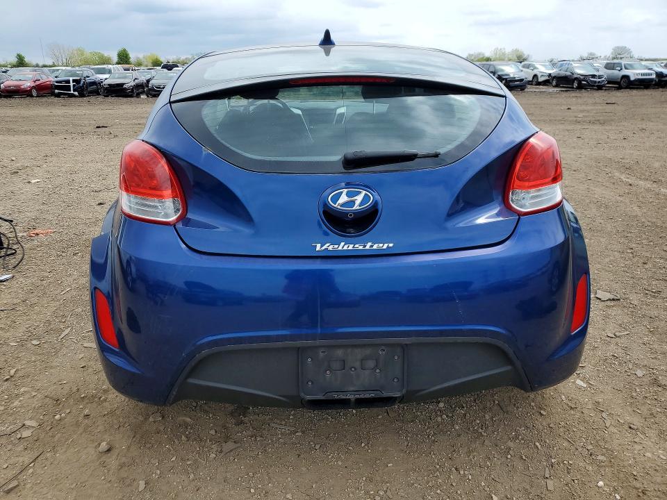 2015 Hyundai Veloster მანქანა იყიდება აუქციონზე, vin: KMHTC6AD9FU241531, აუქციონის ნომერი: 51607756