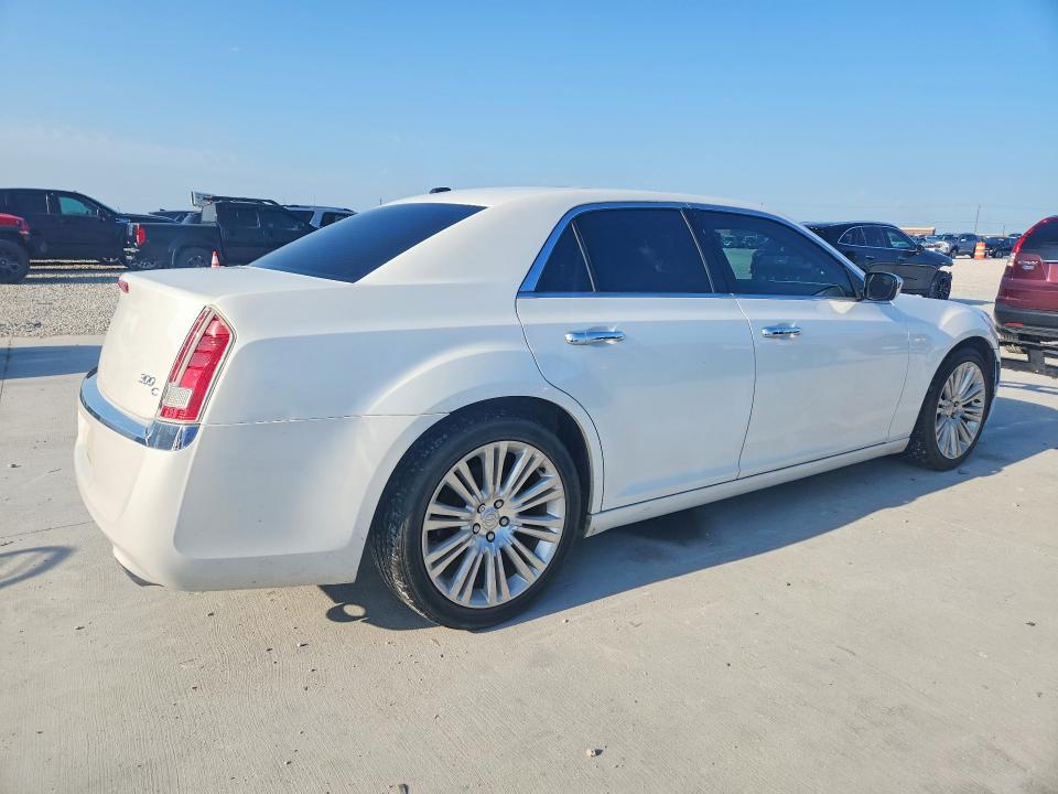 49927016 :رقم المزاد ، 2C3CCAET5DH731610 vin ، 2013 Chrysler 300c مزاد بيع