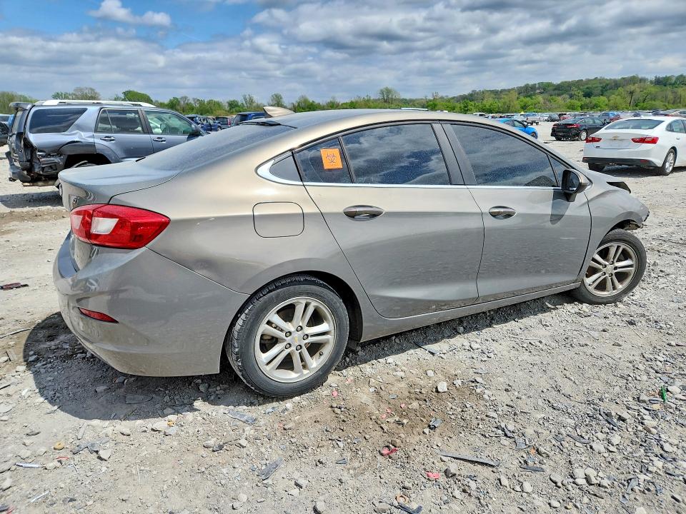 Aukcja sprzedaży 2017 Chevrolet Cruze, vin: 1G1BE5SM2H7202714, numer aukcji: 49793936
