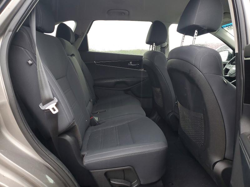 51557456 :رقم المزاد ، 5XYPG4A37KG529078 vin ، 2019 Kia Sorento مزاد بيع