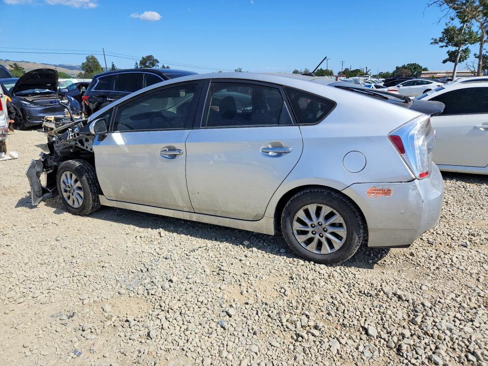 51692076 :رقم المزاد ، JTDKN3DP3C3030521 vin ، 2012 Toyota Prius Plug-in Hybrid مزاد بيع
