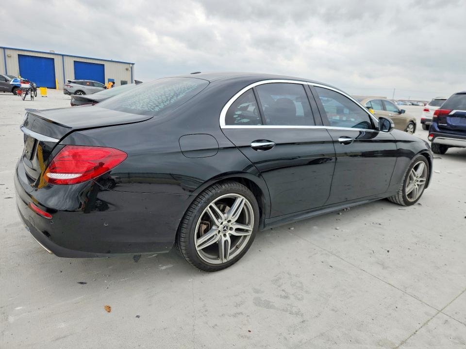 Продажа на аукционе авто 2018 Mercedes-benz E, vin: WDDZF4JBXJA293954, номер лота: 50508696