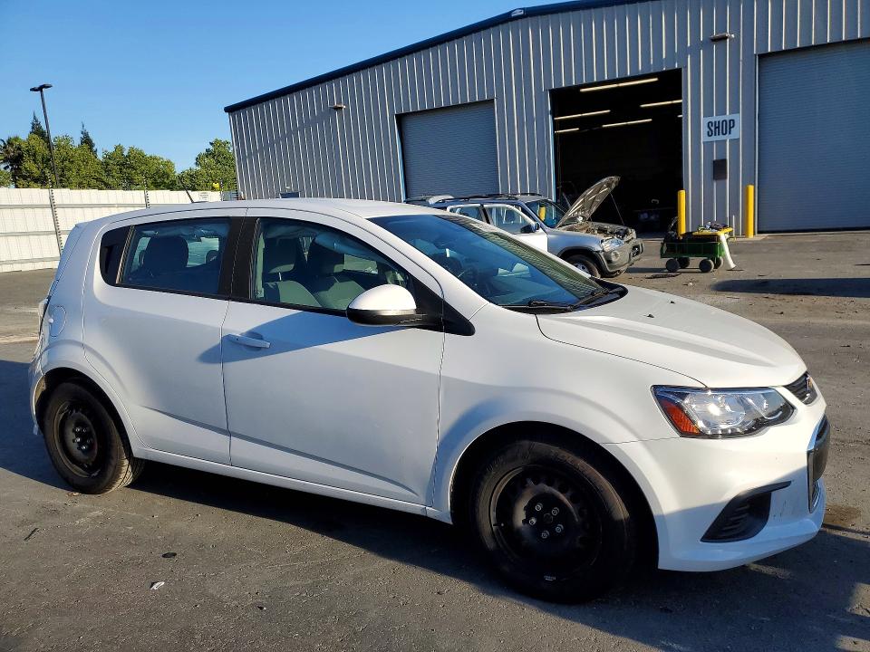 2020 Chev Sonic მანქანა იყიდება აუქციონზე, vin: 1G1JG6SB0L4120842, აუქციონის ნომერი: 48889536