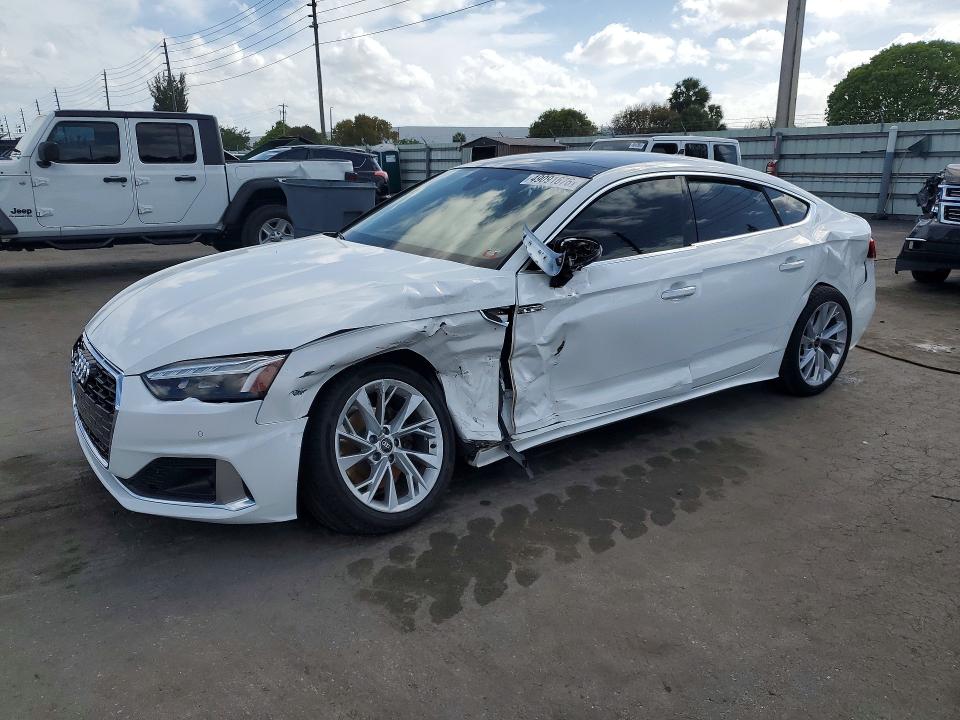 2023 Audi A5 მანქანა იყიდება აუქციონზე, vin: WAUABCF50PA056332, აუქციონის ნომერი: 49091676