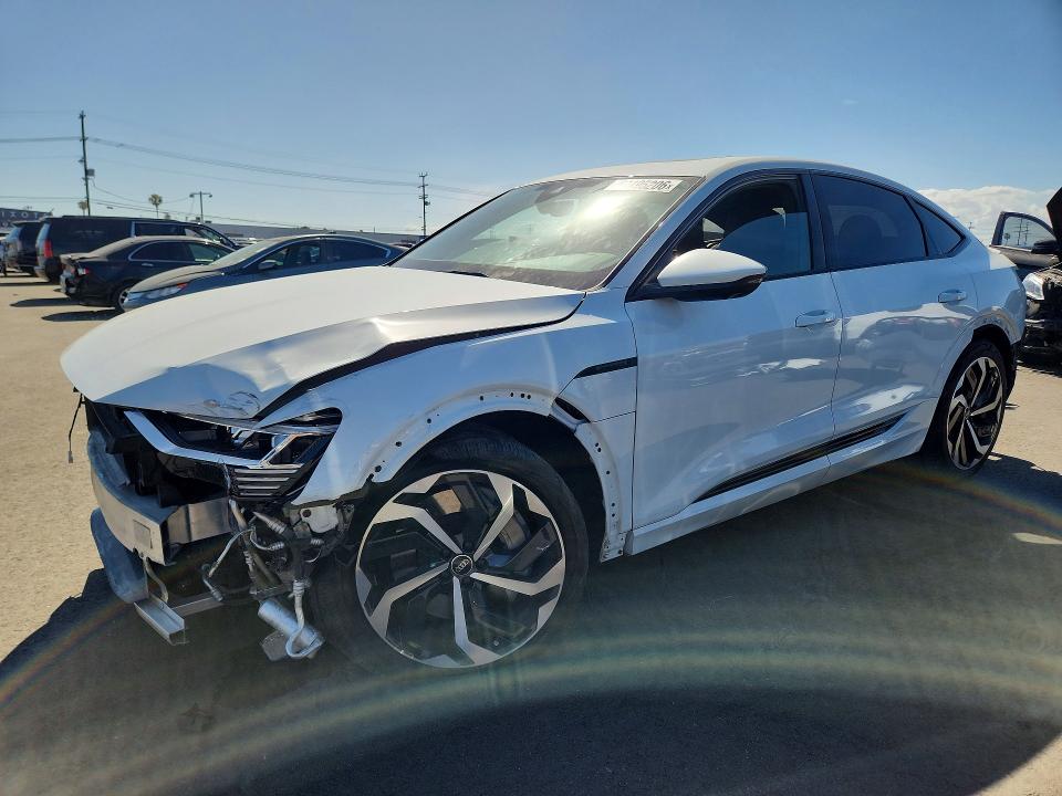 Aukcja sprzedaży 2024 Audi Q8 E-tron, vin: WA1CAAGE4RB010463, numer aukcji: 51195206