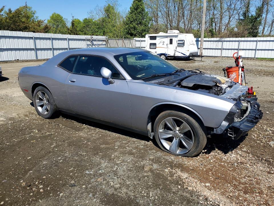 51557676 :رقم المزاد ، 2C3CDZAG5HH651489 vin ، 2017 Dodge Challenger مزاد بيع