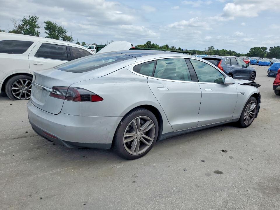 Продажа на аукционе авто 2015 Tesla Model S, vin: 5YJSA1E15FF114891, номер лота: 50579916