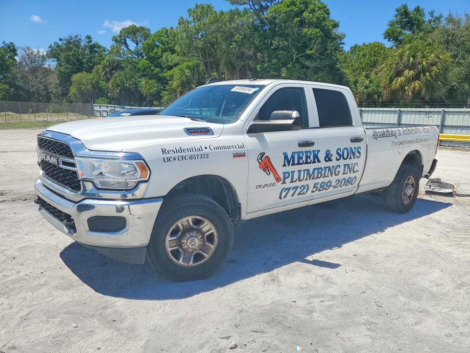 50066096 :رقم المزاد ، 3C6UR5HJ3KG590329 vin ، 2019 Ram 2500 مزاد بيع