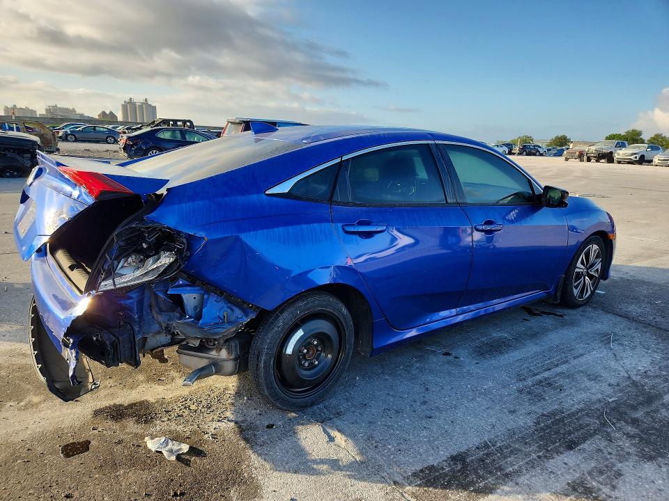 Продаж на аукціоні авто 2018 Honda Civic, vin: JHMFC1F76JX042241, номер лоту: 51303536