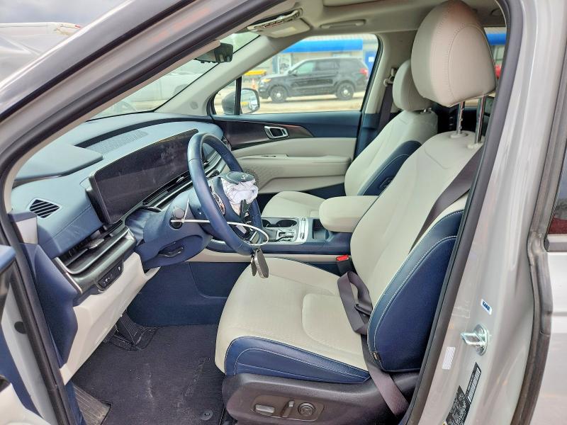 Продажа на аукционе авто 2025 Kia Carnival, vin: KNDNE5K34S6473167, номер лота: 50609696