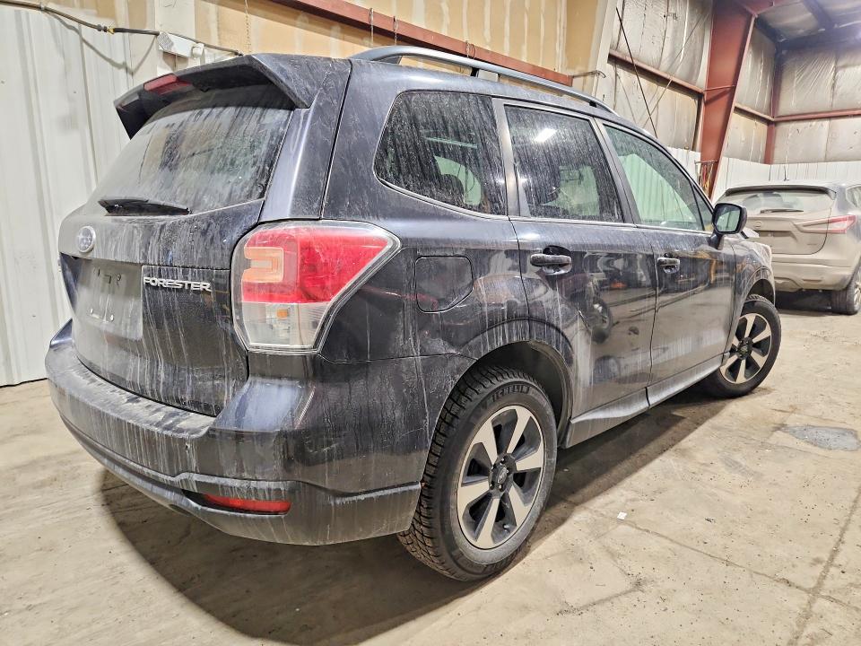 48998086 :رقم المزاد ، JF2SJAGC0JH577837 vin ، 2018 Subaru Forester مزاد بيع