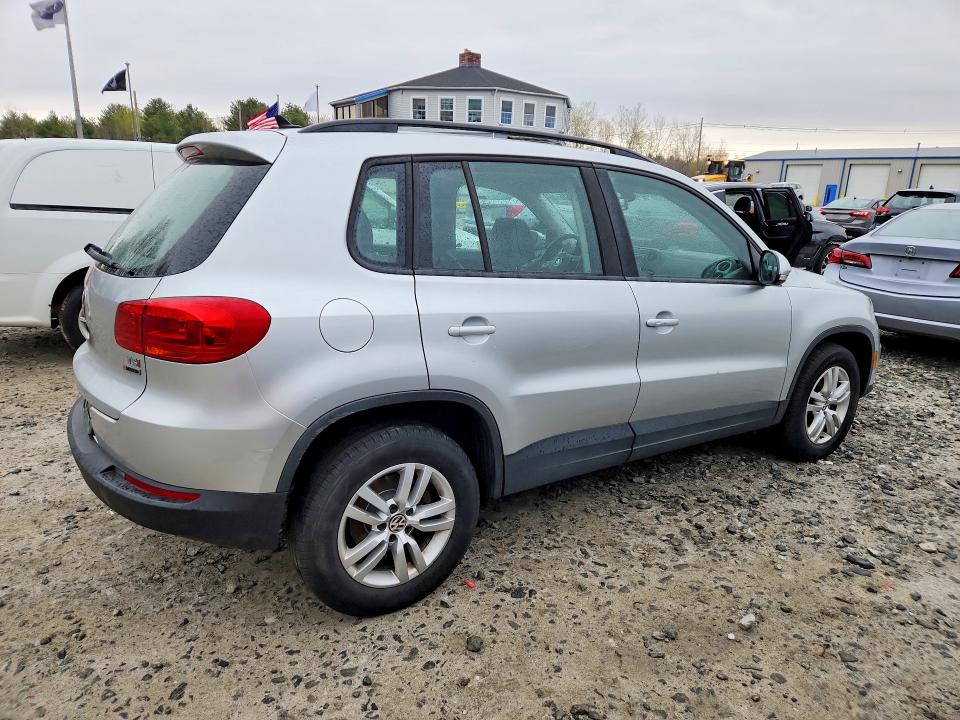 2017 Volkswagen Tiguan მანქანა იყიდება აუქციონზე, vin: WVGBV7AX1HK000423, აუქციონის ნომერი: 50929116