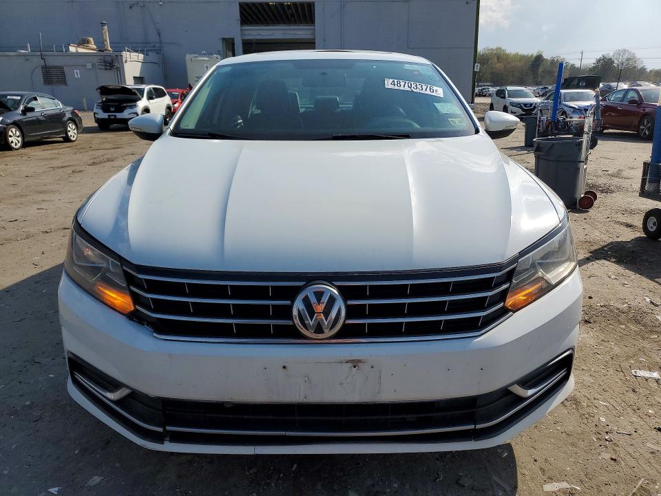Продажа на аукционе авто 2016 Volkswagen Passat, vin: 1VWBT7A32GC011623, номер лота: 48703376
