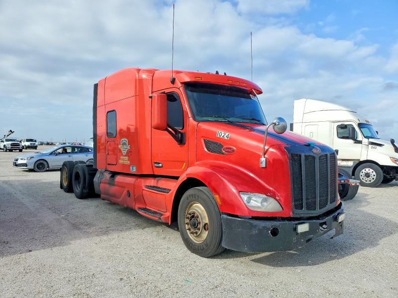 Продажа на аукционе авто 2018 Peterbilt 579, vin: 1XPBDP9X2JD449162, номер лота: 48798026