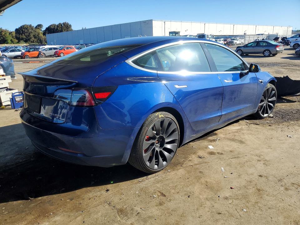 50633086 :رقم المزاد ، 5YJ3E1EC1LF713924 vin ، 2020 Tesla Model 3 مزاد بيع