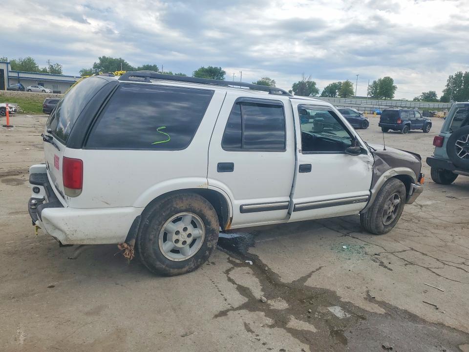 Продаж на аукціоні авто 2000 Chevrolet Blazer, vin: 1GNDT13W7Y2342972, номер лоту: 52035866