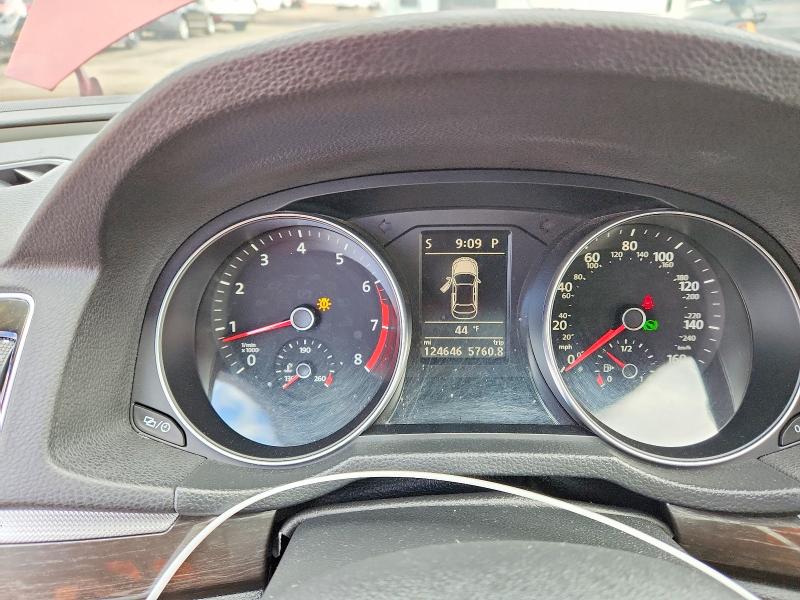 Продажа на аукционе авто 2016 Volkswagen Passat, vin: 1VWBT7A3XGC049942, номер лота: 48035656
