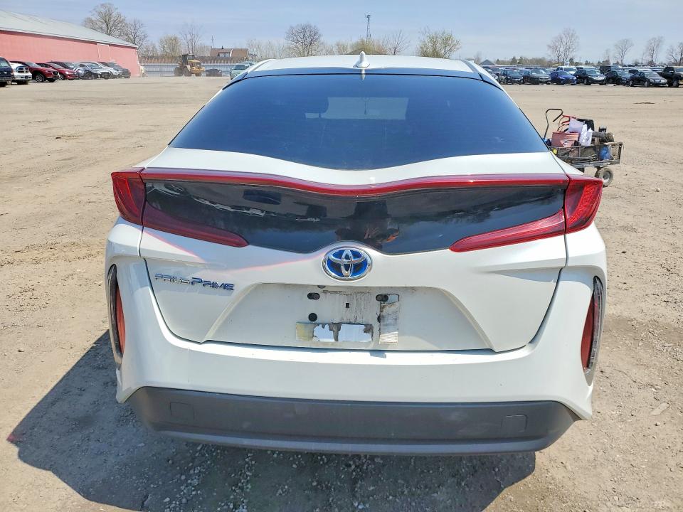 Продажа на аукционе авто 2018 Toyota Prius Prime, vin: JTDKARFP8J3101124, номер лота: 49792636