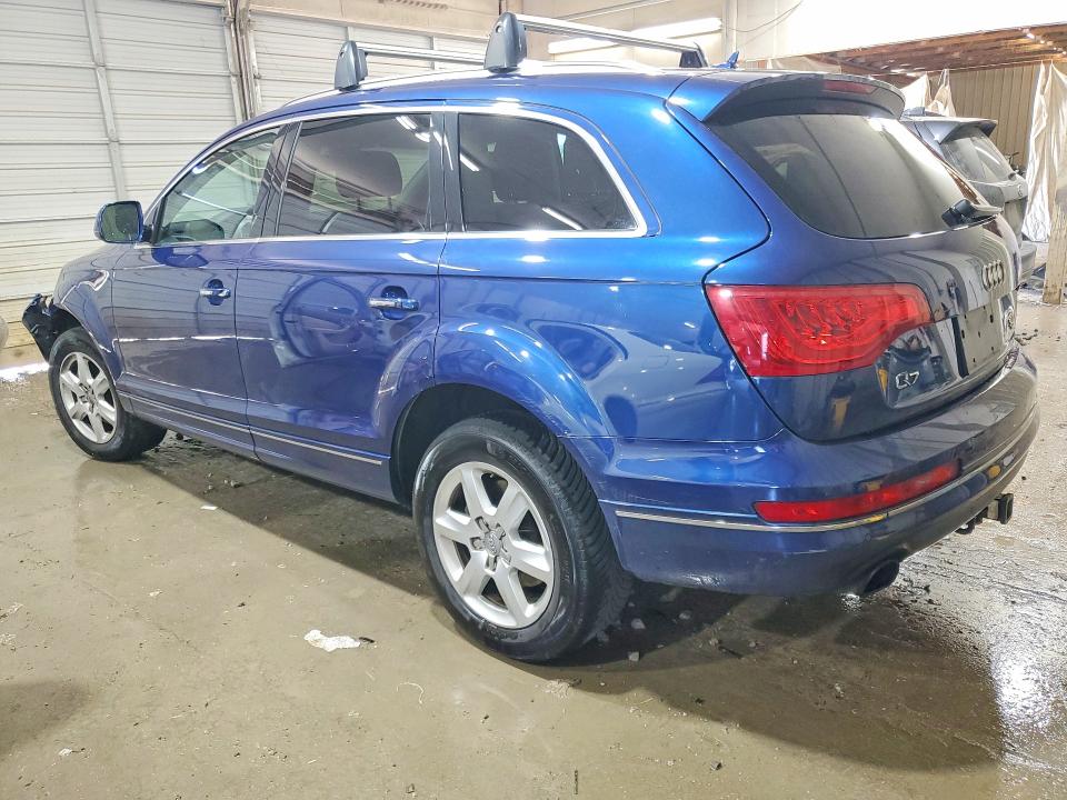 Продажа на аукционе авто 2015 Audi Q7, vin: WA1LGAFE9FD027632, номер лота: 50401096