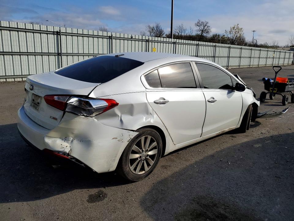 Продаж на аукціоні авто 2015 Kia Forte, vin: KNAFX4A8XF5306696, номер лоту: 49025526