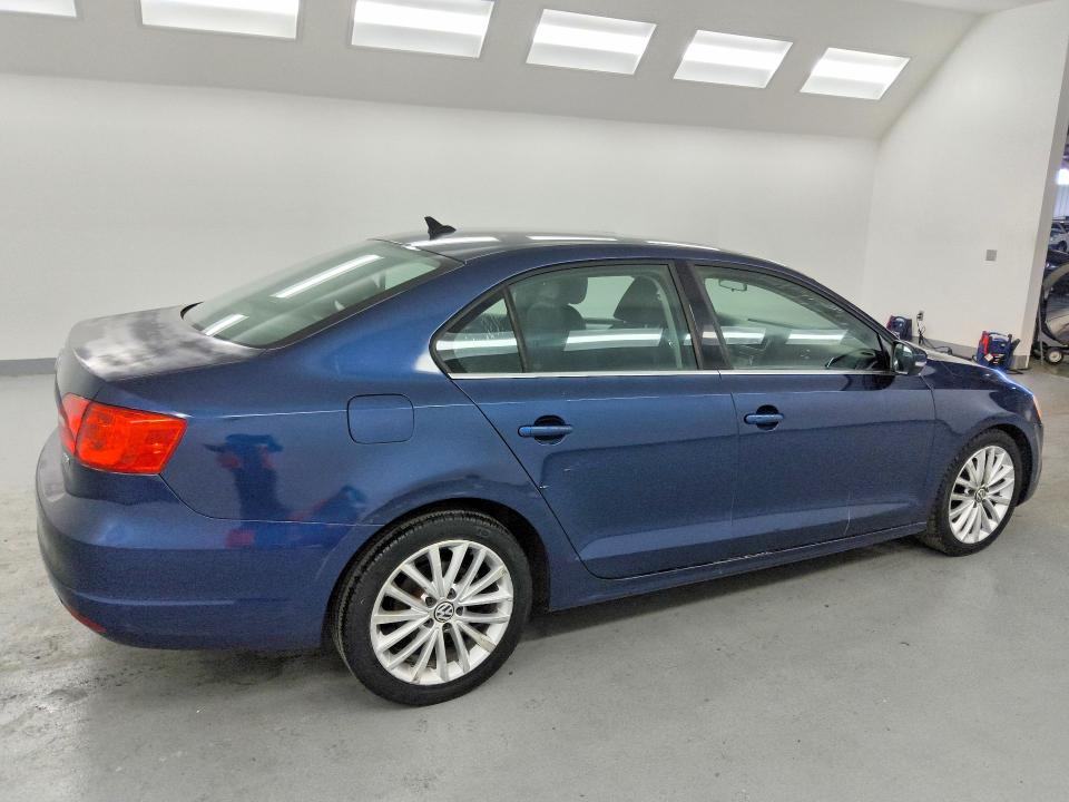 Продажа на аукционе авто 2011 Volkswagen Jetta, vin: 3VWLL7AJ7BM122775, номер лота: 47125036