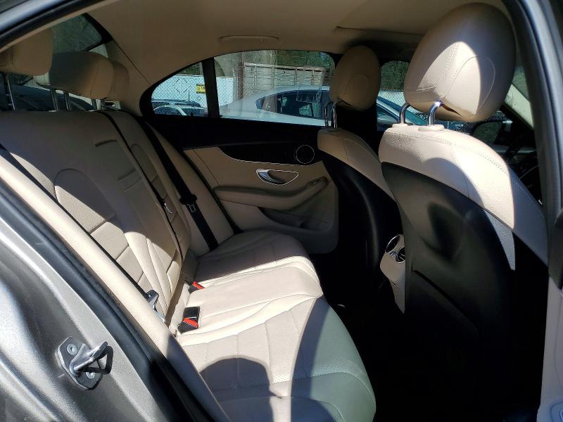48897066 :رقم المزاد ، 55SWF8EB8KU299922 vin ، 2019 Mercedes-benz C مزاد بيع