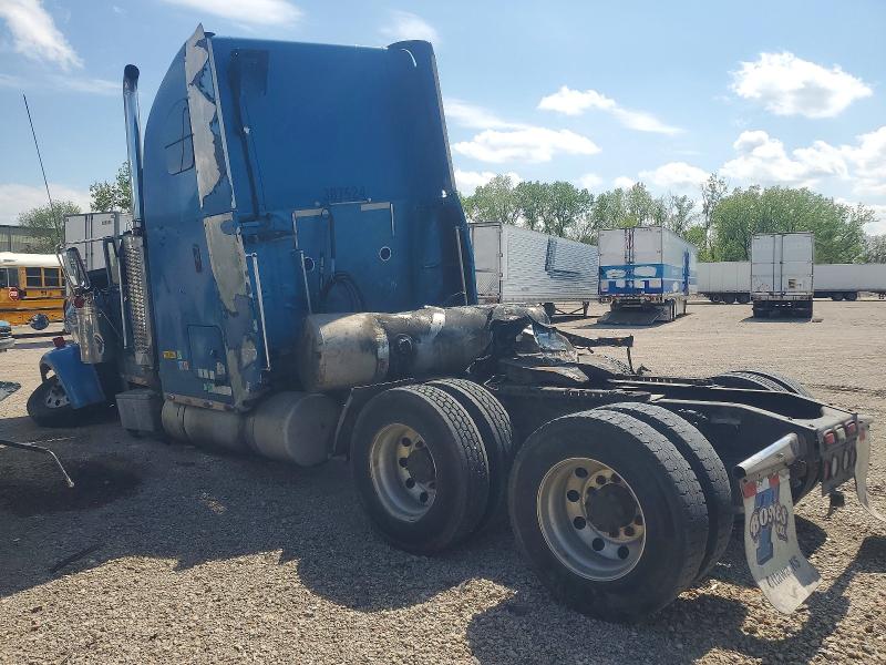 Продажа на аукционе авто 2007 Freightliner Fld132, vin: 1FUJAPCK07DW78427, номер лота: 50895856