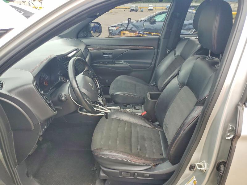 2020 Mitsubishi Outlander მანქანა იყიდება აუქციონზე, vin: JA4AZ3A33LZ028387, აუქციონის ნომერი: 51549906