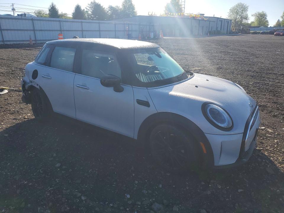 2022 Mini Cooper მანქანა იყიდება აუქციონზე, vin: WMW33DK09N2R07945, აუქციონის ნომერი: 51206096