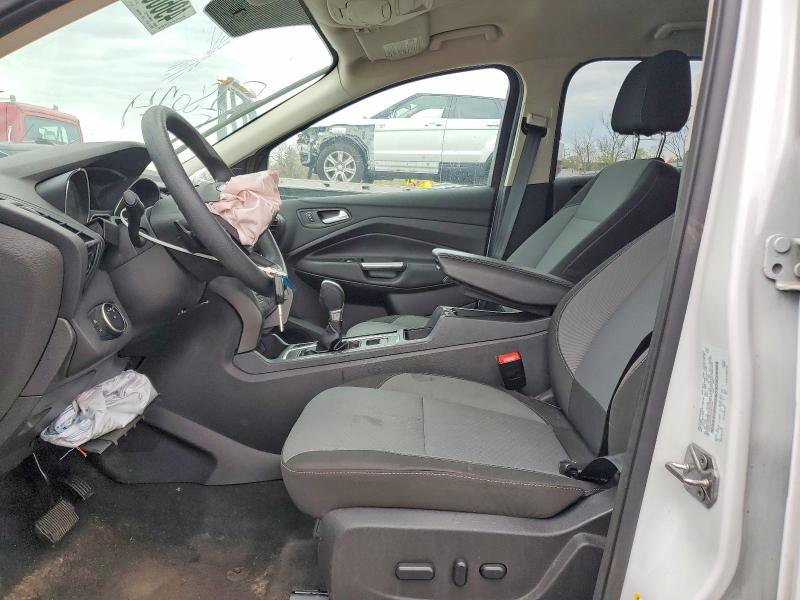 Продажа на аукционе авто 2017 Ford Escape, vin: 1FMCU9GD1HUB03586, номер лота: 49600166