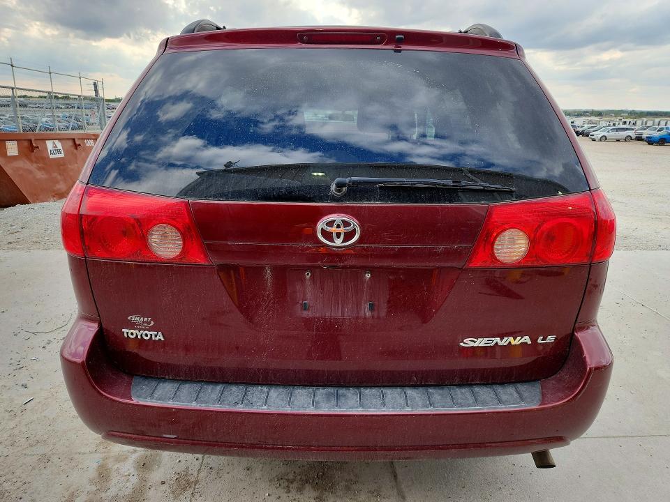 51876086 :رقم المزاد ، 5TDKK4CC7AS331916 vin ، 2010 Toyota Sienna مزاد بيع
