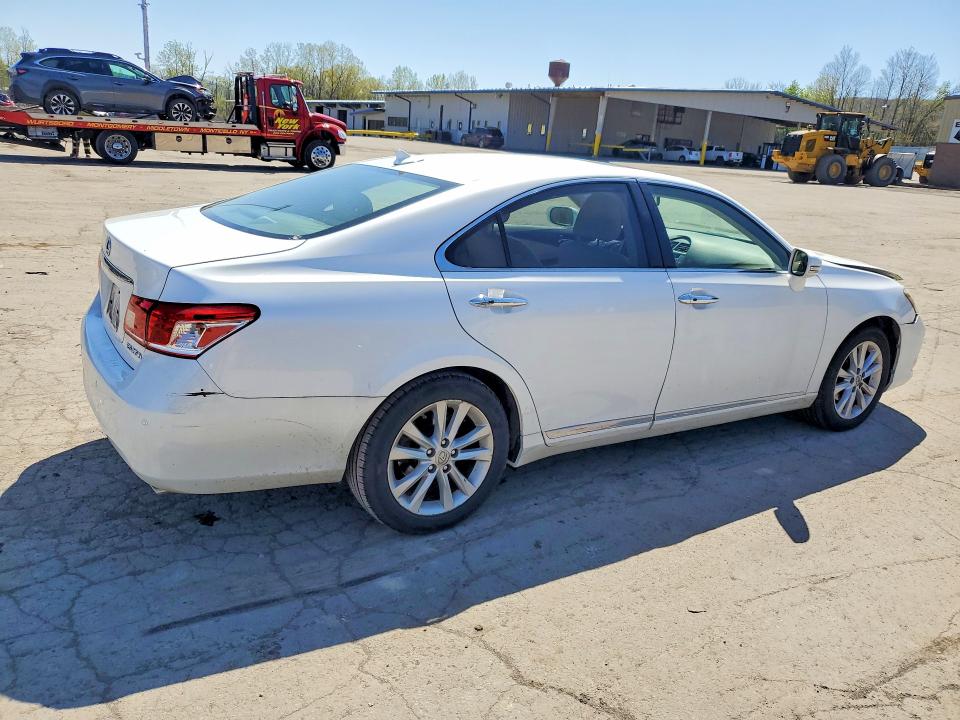 50704726 :رقم المزاد ، JTHBK1EG8B2462942 vin ، 2011 Lexus Es مزاد بيع