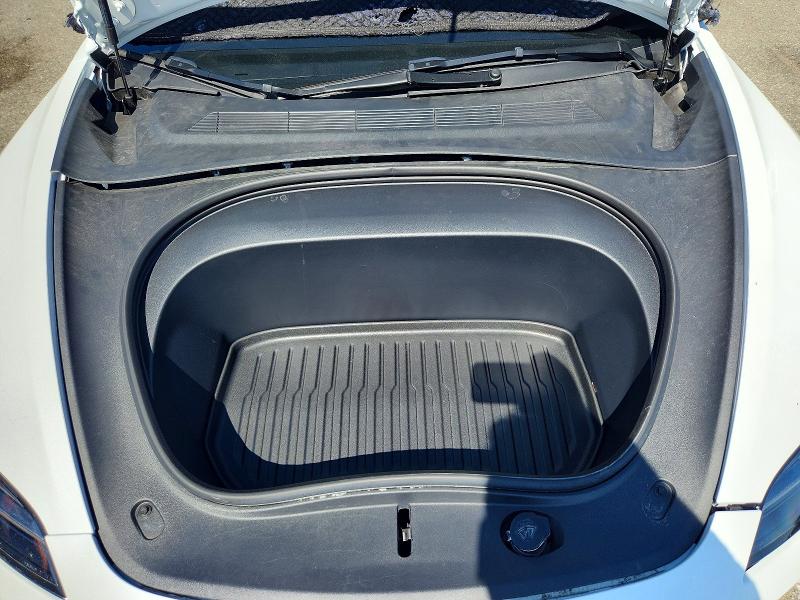 Продаж на аукціоні авто 2025 Tesla Model 3, vin: 5YJ3E1EA5SF994798, номер лоту: 49916756
