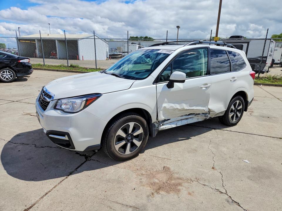 49773666 :رقم المزاد ، JF2SJAGC4HH553096 vin ، 2017 Subaru Forester مزاد بيع