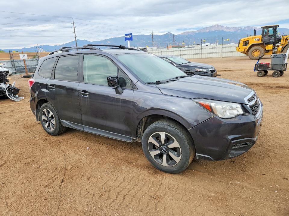 62087646 :رقم المزاد ، JF2SJAEC8JH600977 vin ، 2018 Subaru Forester مزاد بيع