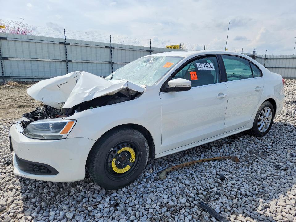 48771076 :رقم المزاد ، 3VWDP7AJ7DM248923 vin ، 2013 Volkswagen Jetta مزاد بيع