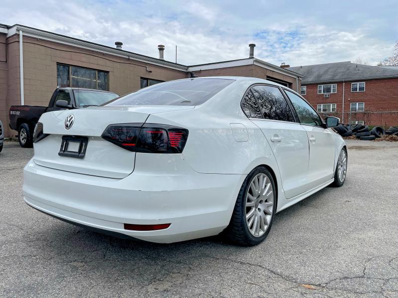 49979746 :رقم المزاد ، 3VWB67AJ5HM364931 vin ، 2017 Volkswagen Jetta مزاد بيع