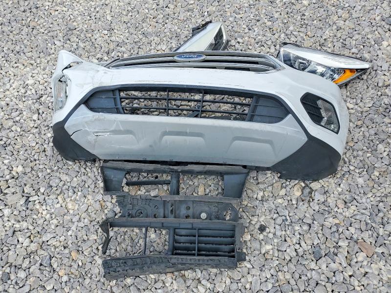Продажа на аукционе авто 2019 Ford Escape, vin: 1FMCU9GD6KUA25636, номер лота: 49624366