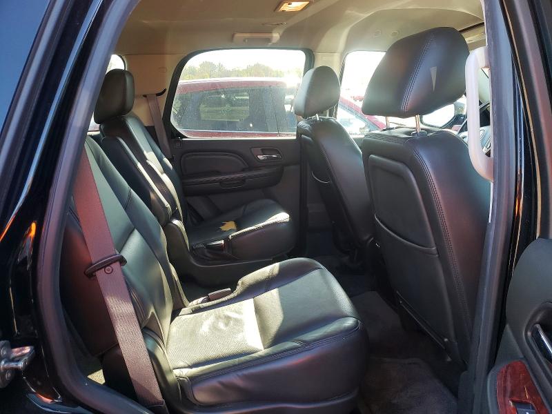 50702976 :رقم المزاد ، 1GYS4AEF4ER104990 vin ، 2014 Cadillac Escalade مزاد بيع