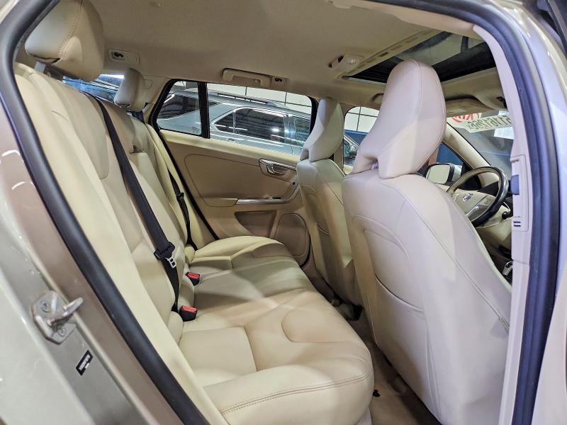 2015 Volvo V60 მანქანა იყიდება აუქციონზე, vin: YV1612SM9F1267136, აუქციონის ნომერი: 51161266