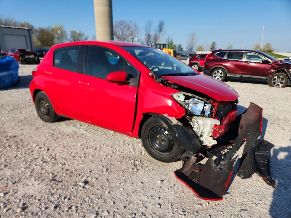 50658556 :رقم المزاد ، JTDKTUD37CD530944 vin ، 2012 Toyota Yaris مزاد بيع