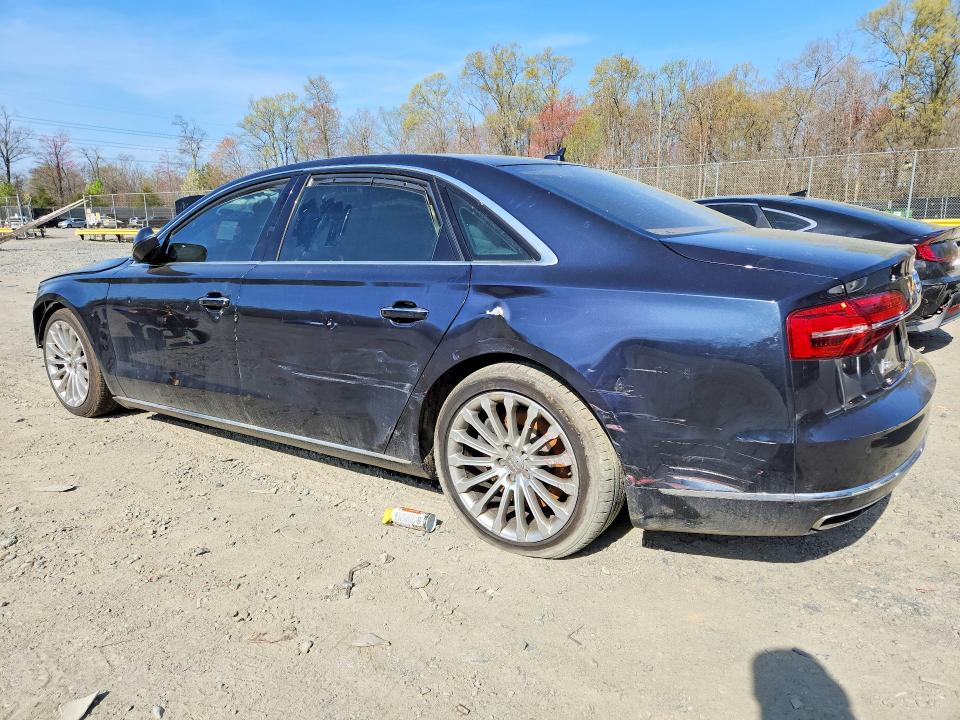 48403856 :رقم المزاد ، WAU32AFD8FN028791 vin ، 2015 Audi A8 مزاد بيع